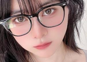 眼酱大魔王w的全套圣诞老人图片居然让我怀疑自己没看懂图里的人。