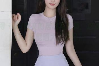 秀人网 – UU阿文的居家写真集：这次不出门，还能晒大龙虾吗？