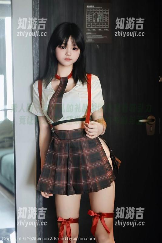 秀人网 - 安然儿的礼服原图弥漫着吸引力，竟让我想把这壁纸印在每本书的封面上！