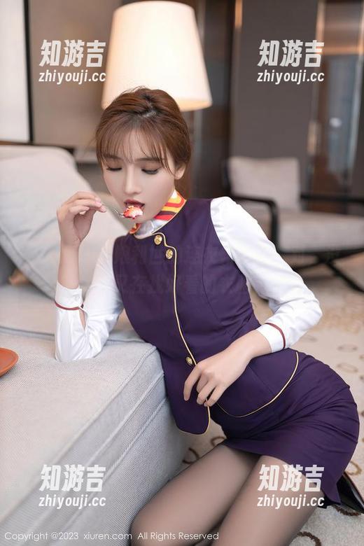 秀人网 - 抖娘利世的连衣裙图集，对，没错，我又在找好看的衣服，愉快