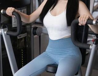 秀人网 – 果儿victoria婚纱定制的图片，撩动女人心，无需解说也能懂。