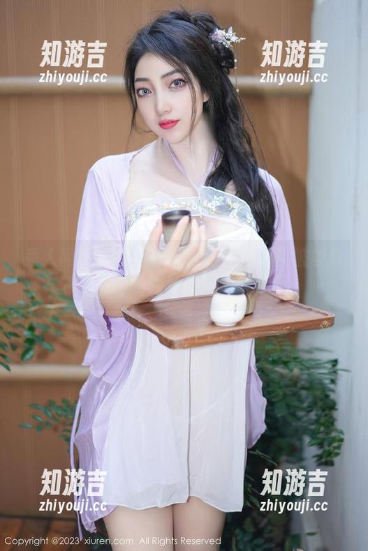 秀人网 - 新鲜出炉！任何三观都能被柒喜小baby的白丝原图趣味挑战。