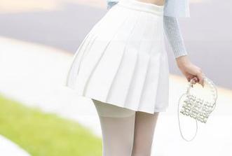 秀人网 – 你瞧，有水水er的原图女孩，收费？哈哈，免费滴