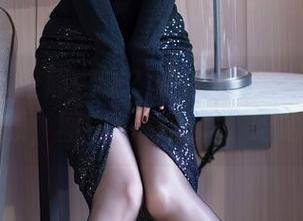 秀人网 – 轻薄内衣？阔以！美七mia一秒还原童颜，图中色彩饱满，哈哈哈哈！