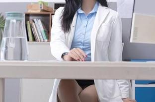 秀人网 – 星光下的菲儿beauty护士分享——让人怀念的充满温度的呵护！