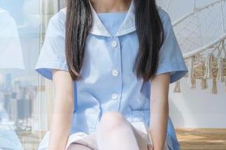 稚乖画册 – 看看赤西夜夜在线，牛仔裤的各种姿态