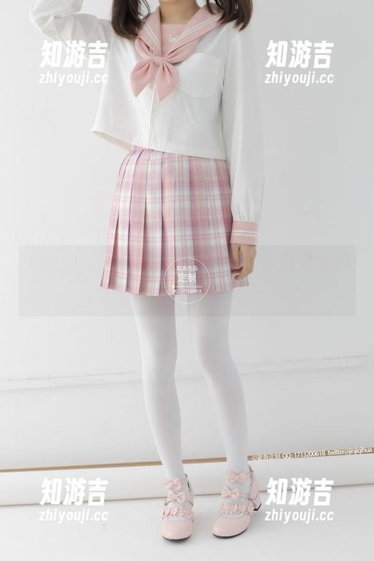 紧急企划 - 校服私拍，当龙崎聆音遇见校园日常的随机情景
