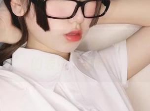 芋圆侑子的妹妹写真全集，但我还是爱她的表情，哈哈。