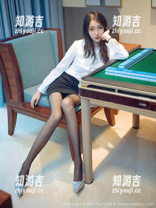 花漾show - 不得不承认，我在Egg_尤妮丝的美脚中迷失了，原图里的细腻，图包让我想要再看一遍！