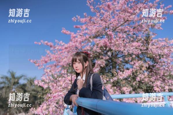萌芽儿o0 让萌芽儿o0带你入水,无圣光的原图里,百合竞技泳衣好像在轻轻呼唤!