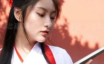 蜜桃社 – 伊琳比基尼写真：当夏天遇见大胆，作品集里有惊喜哦！