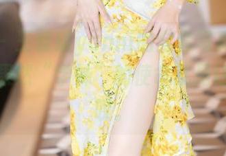 语画界 – 王馨瑶yanni的全套写真冲击力十足，果然“学妹”的使命就是让我们惊叹。