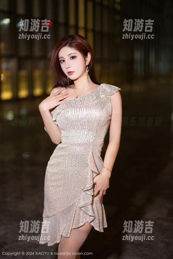 语画界 - 蠢蠢欲动的白裙——黄乐然最新作品集看得让人无言。