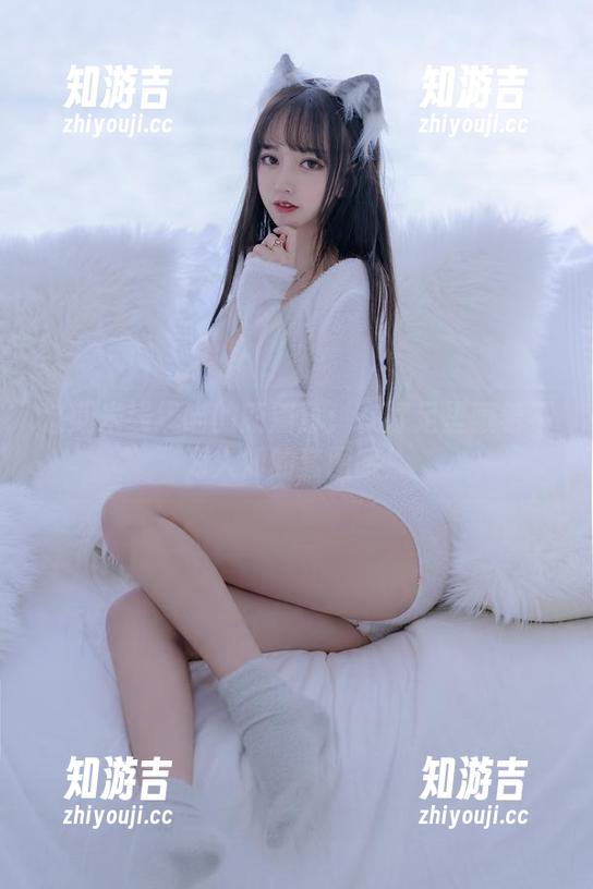 过期米线线喵的新篇章：在裸足里藏着不为人知的套图哦！