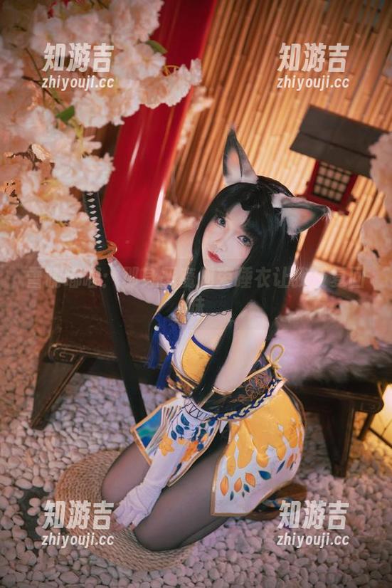 雪晴嘟嘟：那身恶魔拘束睡衣让我反复回味