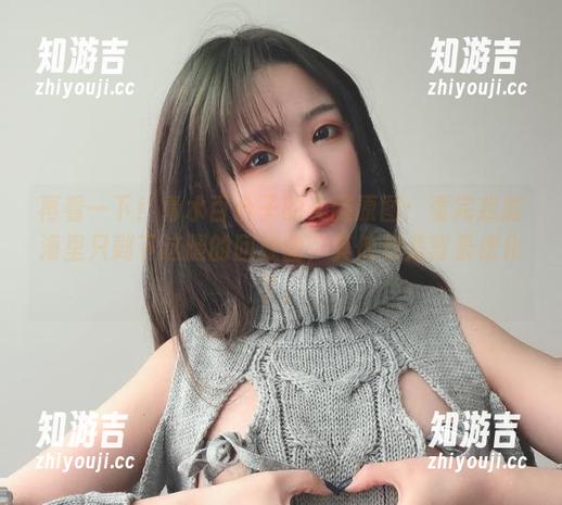再看一下！青水百合子的美腿原图：看完我脑海里只剩下这腿的回旋曲，其他都是背景虚化了。