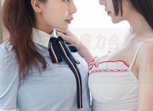 魅妍社 – 透视灰丝的魔力合集——大白兔emma轻松释放，下载了你就出不来了